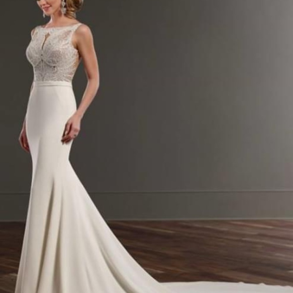Martina Liana 823 Wedding Dress